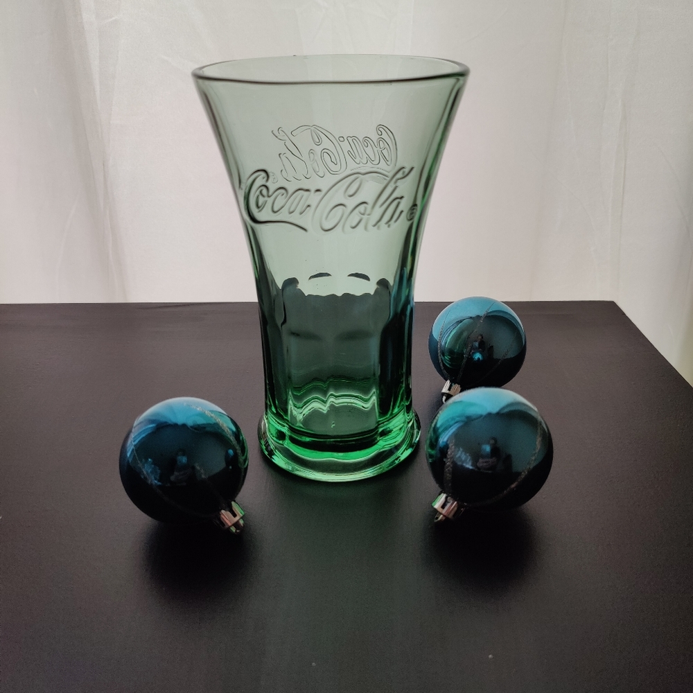 Large Fountain Glass style Coca Cola glass | 💚 green tint | 16 oz